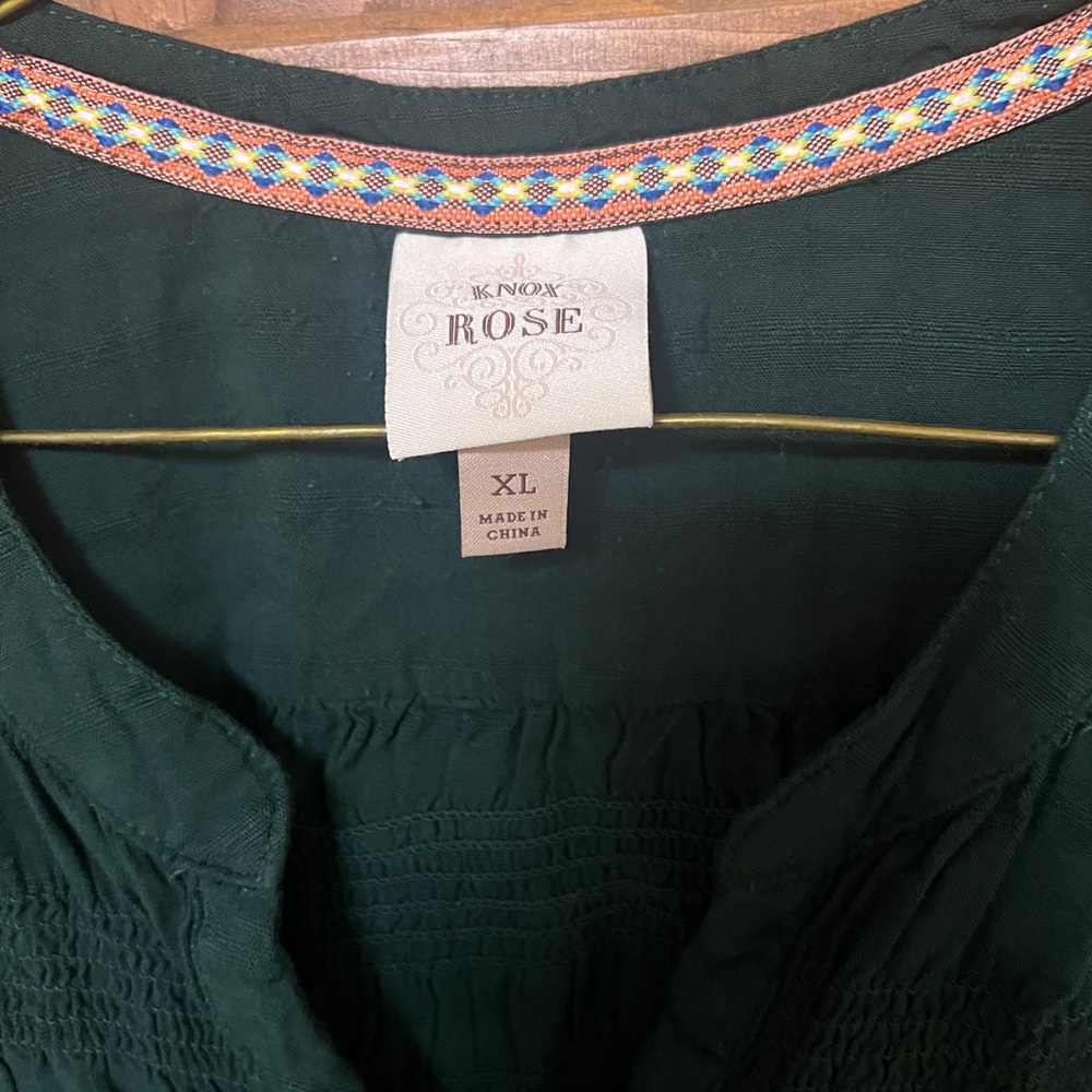 Button up - Picture 2 of 2